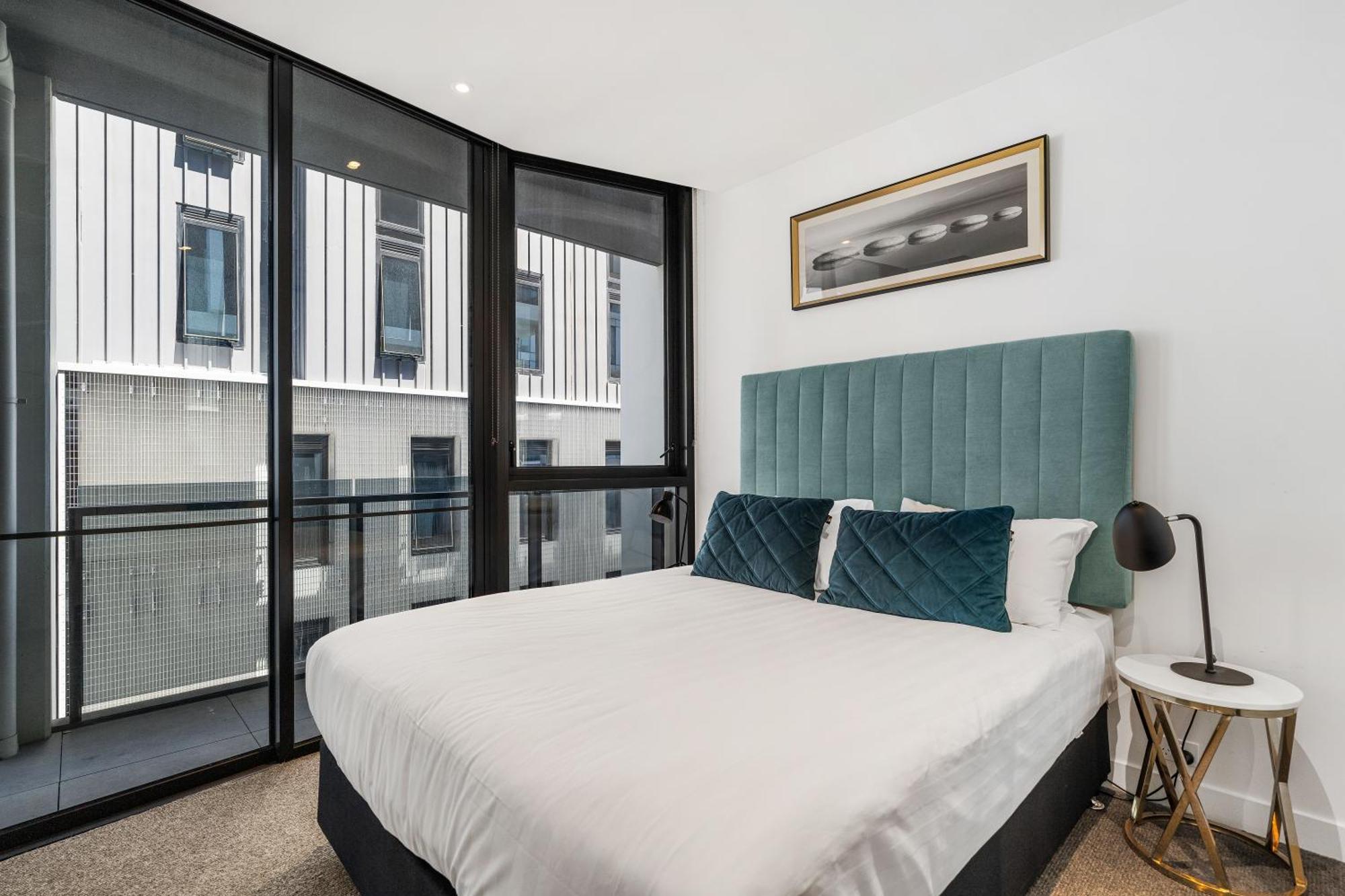 The Eminence Apartments By Cllix Melbourne Eksteriør billede