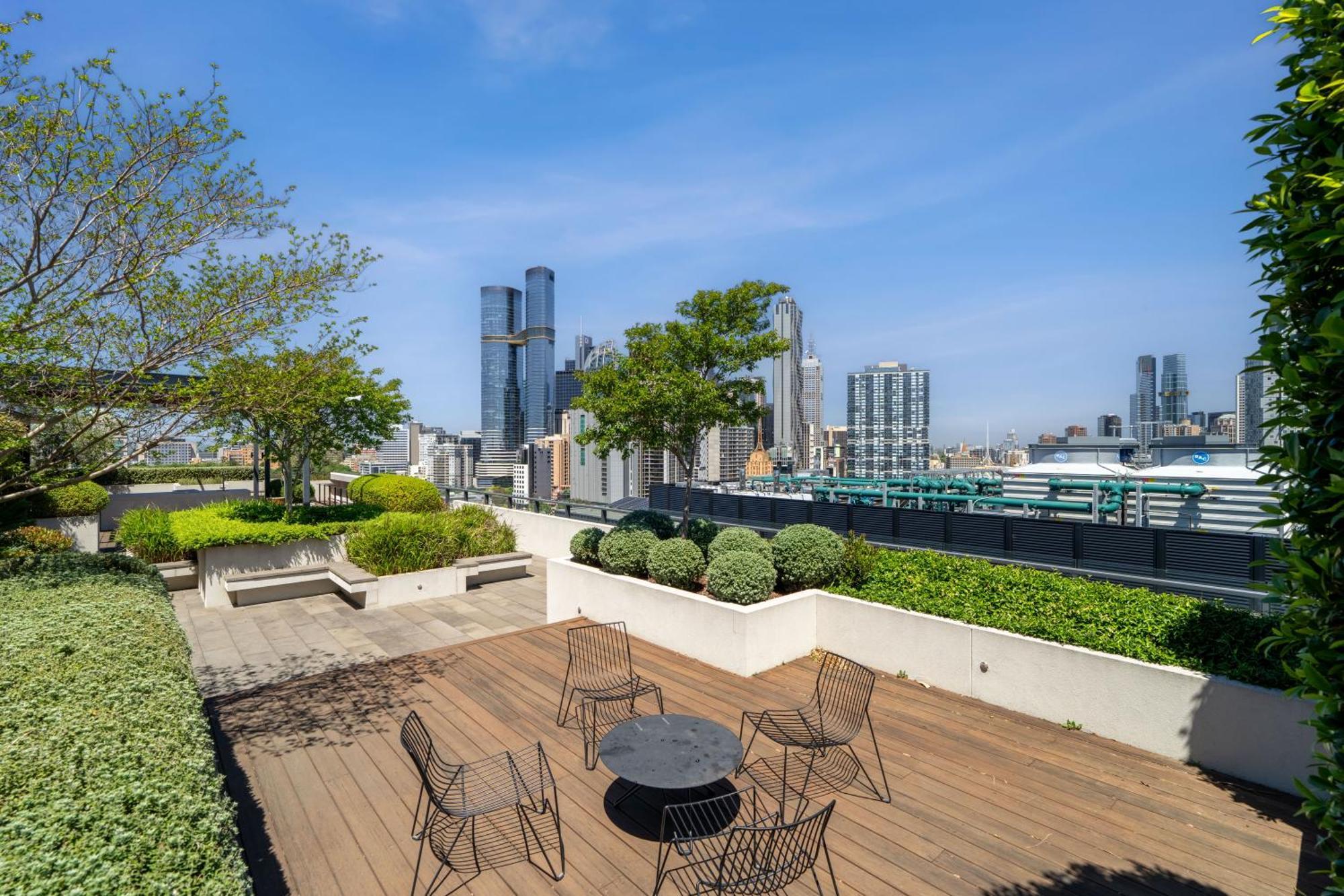 The Eminence Apartments By Cllix Melbourne Eksteriør billede