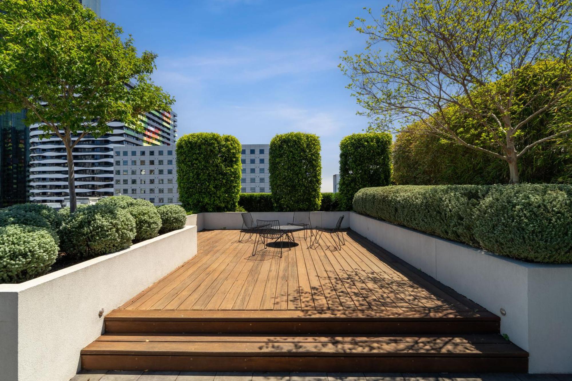 The Eminence Apartments By Cllix Melbourne Eksteriør billede