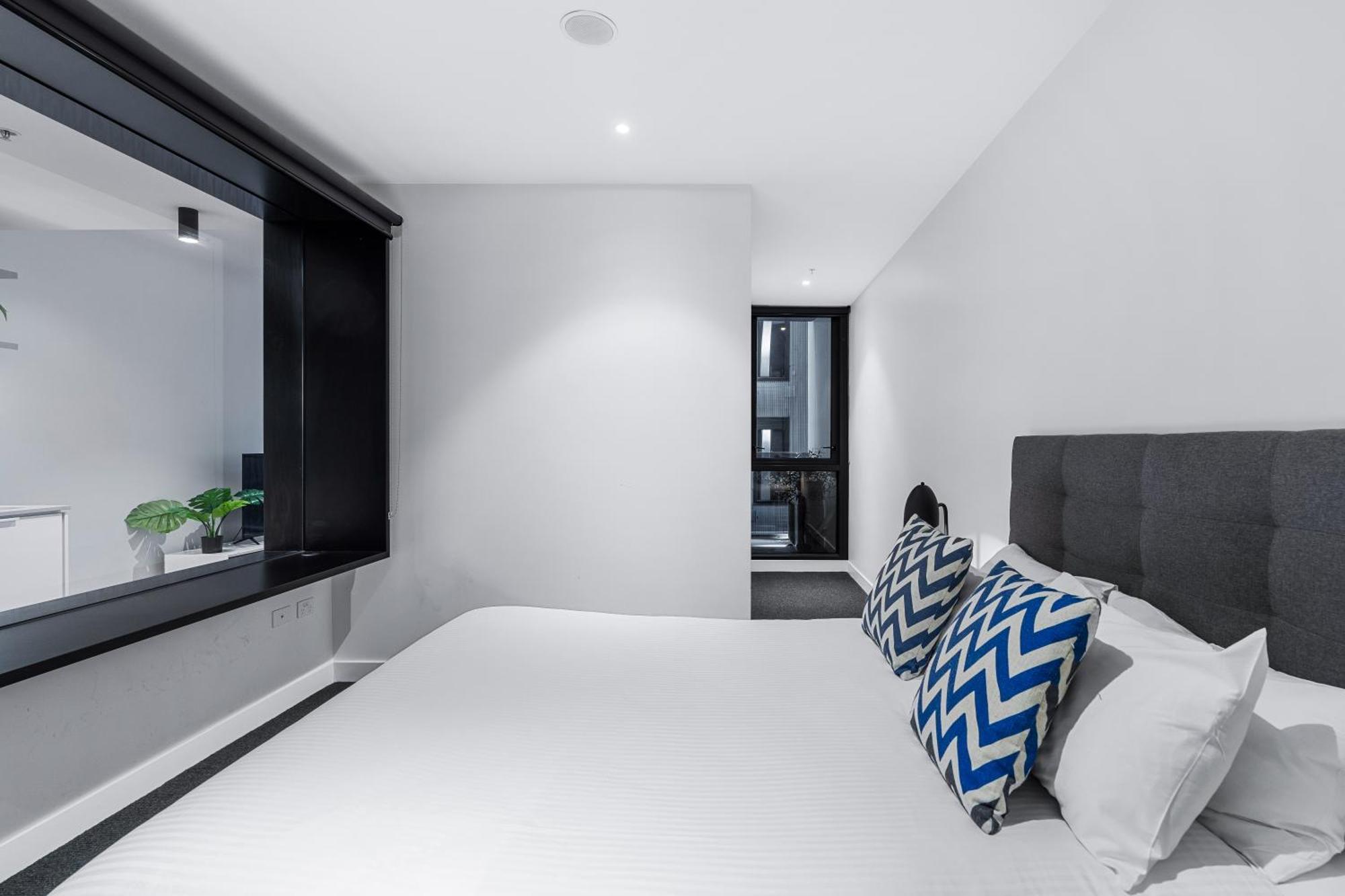 The Eminence Apartments By Cllix Melbourne Eksteriør billede