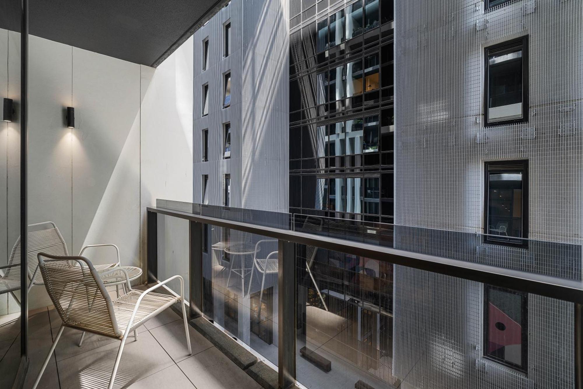 The Eminence Apartments By Cllix Melbourne Eksteriør billede